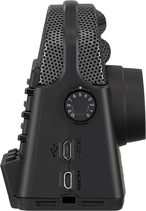 ZOOM Q2n-4K Handy Video Recorder